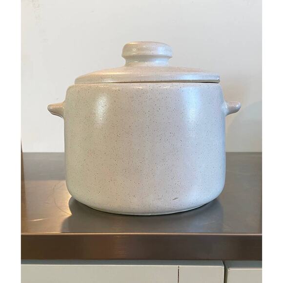 Vintage West Bend cookie jar, canister, 2 qt, bean pot - Picture 2 of 6